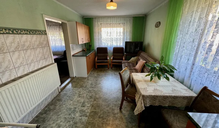 dom wolnostojący, 4 pokoje Stare Siołkowice