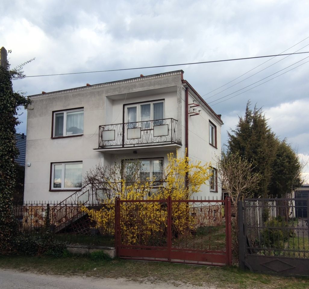 dom wolnostojący, 4 pokoje Skierniewice Centrum, ul. Harcerska. Zdjęcie 1