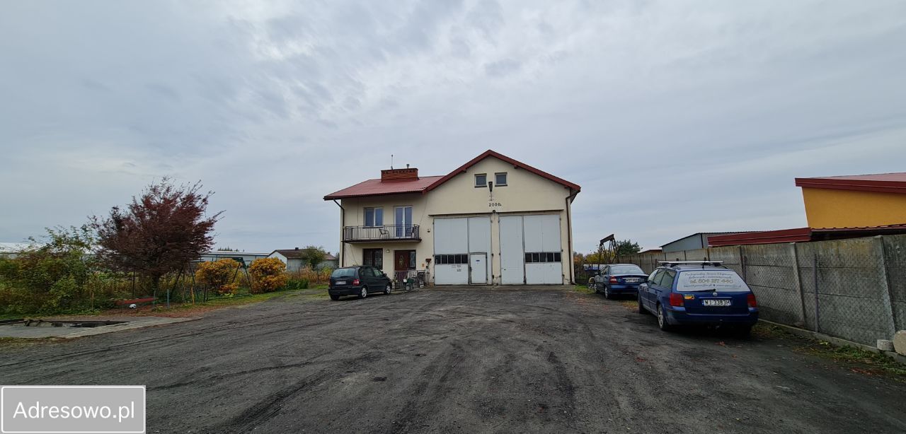 Hala/magazyn Sobiekursk. Zdjęcie 13