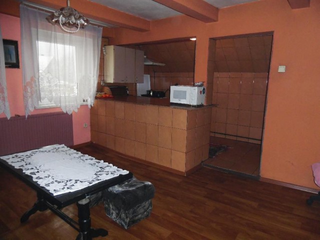 Mieszkanie 4-pokojowe Bielawa. Zdjęcie 1