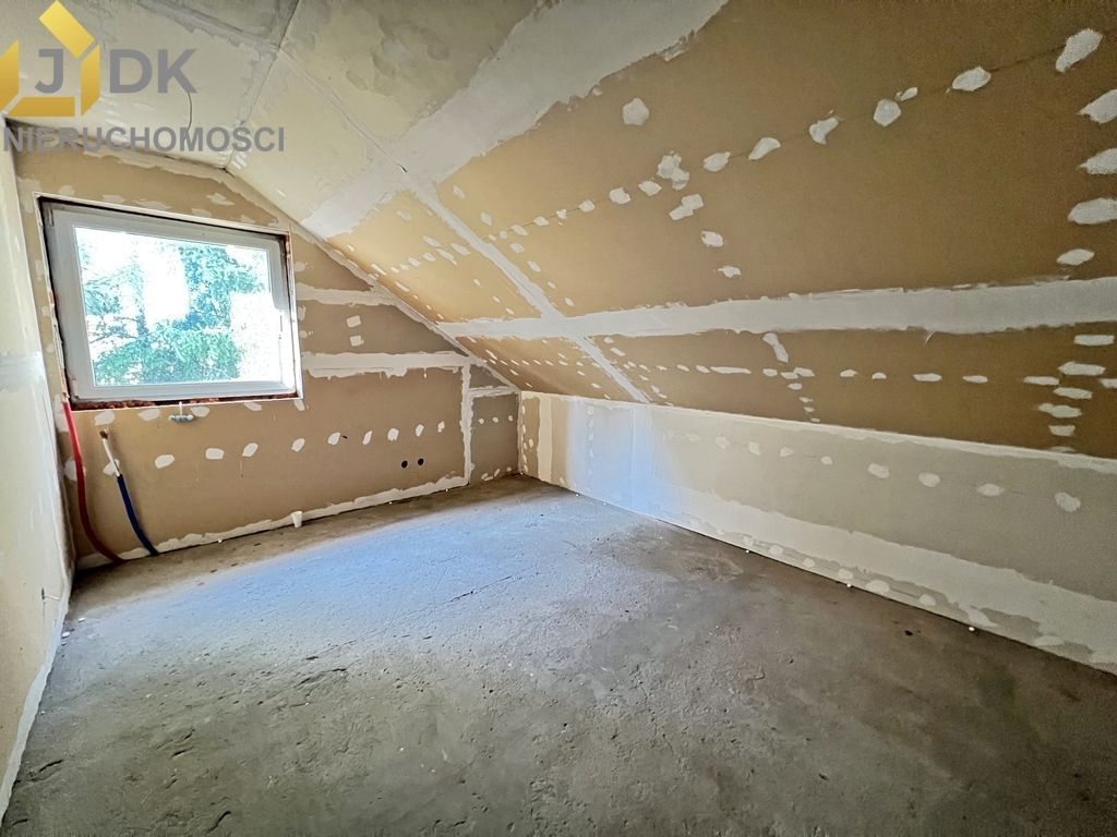 dom wolnostojący, 5 pokoi Lasocin. Zdjęcie 14