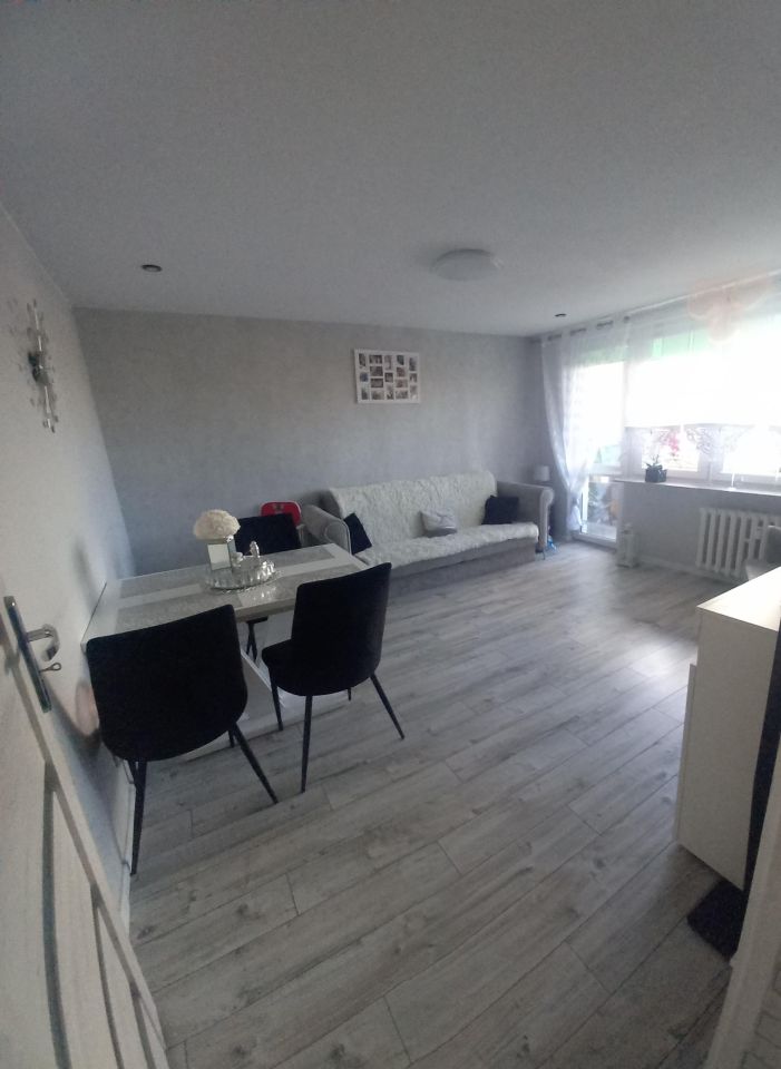 Mieszkanie 3-pokojowe Nowy Dwór Mazowiecki Centrum, ul. Bohaterów Modlina. Zdjęcie 2