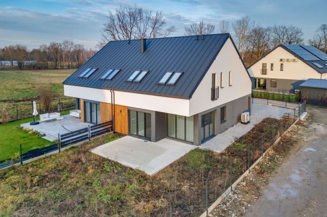 bliźniak, 4 pokoje Orzeszyn. Zdjęcie 10