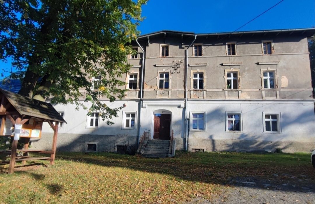 Mieszkanie 3-pokojowe Płonina. Zdjęcie 1