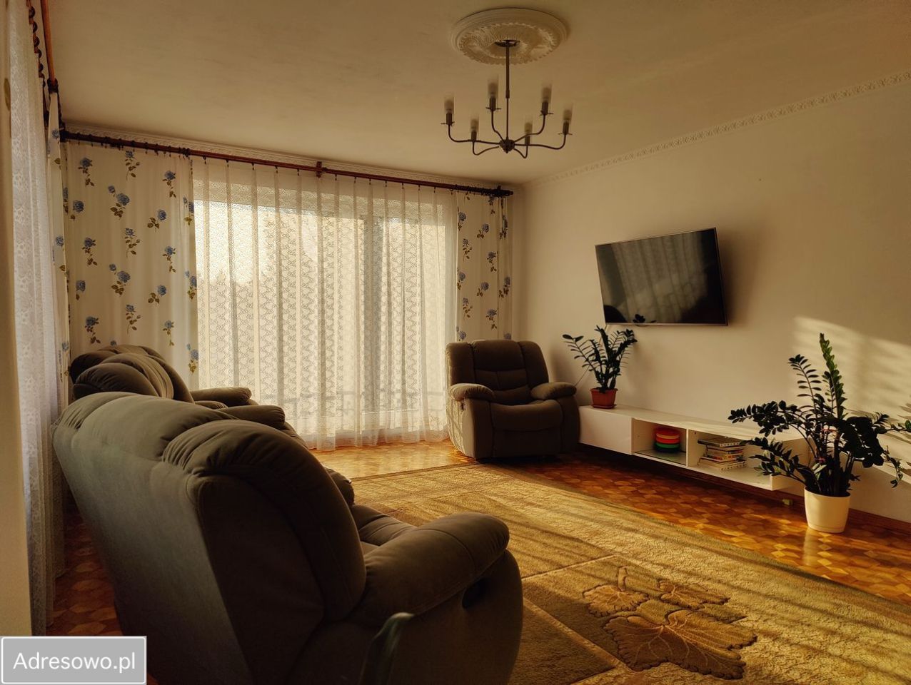 dom wolnostojący, 8 pokoi Falenty Nowe, ul. Róży. Zdjęcie 7