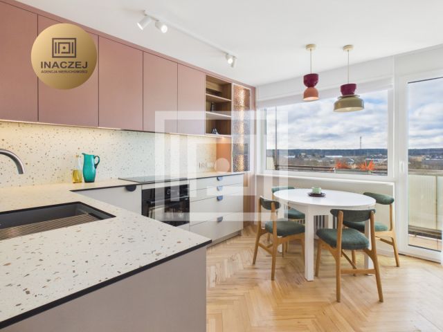 Mieszkanie 4-pokojowe Ciechocinek, ul. Spółdzielcza. Zdjęcie 1