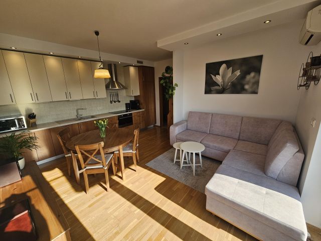 Mieszkanie 3-pokojowe Parzniew, Działkowa. Zdjęcie 3