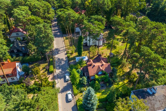 dom, 3 pokoje Podkowa Leśna, ul. Jelenia. Zdjęcie 16