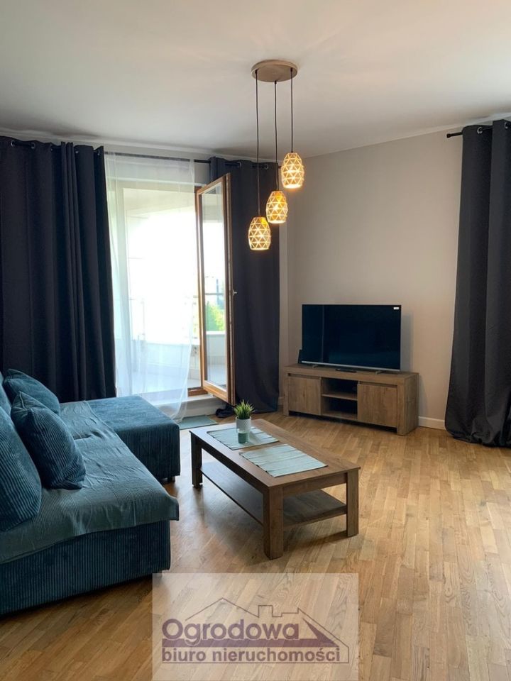 Mieszkanie 3-pokojowe Warszawa Wilanów, ul. Księdza Prymasa Augusta Hlonda. Zdjęcie 1