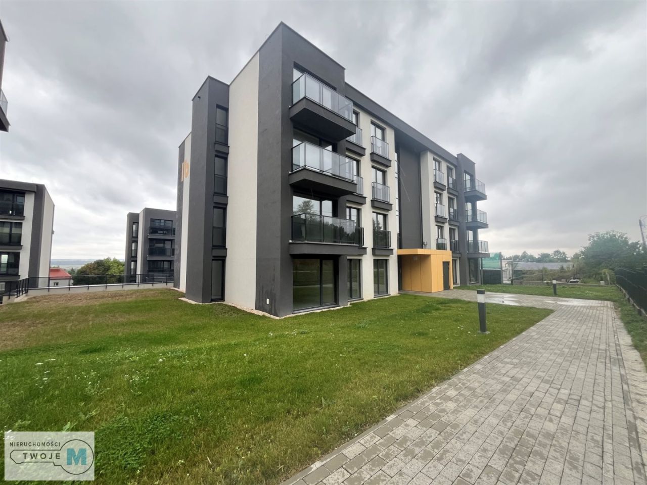 Mieszkanie 4-pokojowe Pińczów, ul. 11 Listopada