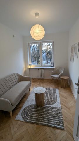 Mieszkanie 3-pokojowe Łódź Polesie, ul. Walerego Wróblewskiego. Zdjęcie 1