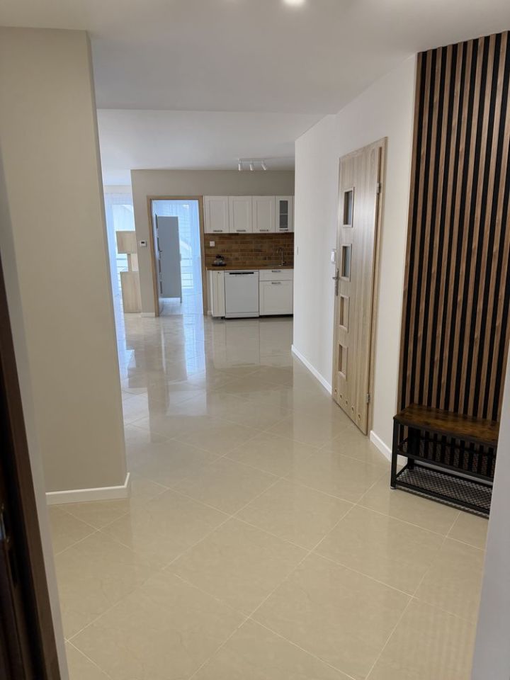 Mieszkanie 3-pokojowe Mosty. Zdjęcie 3