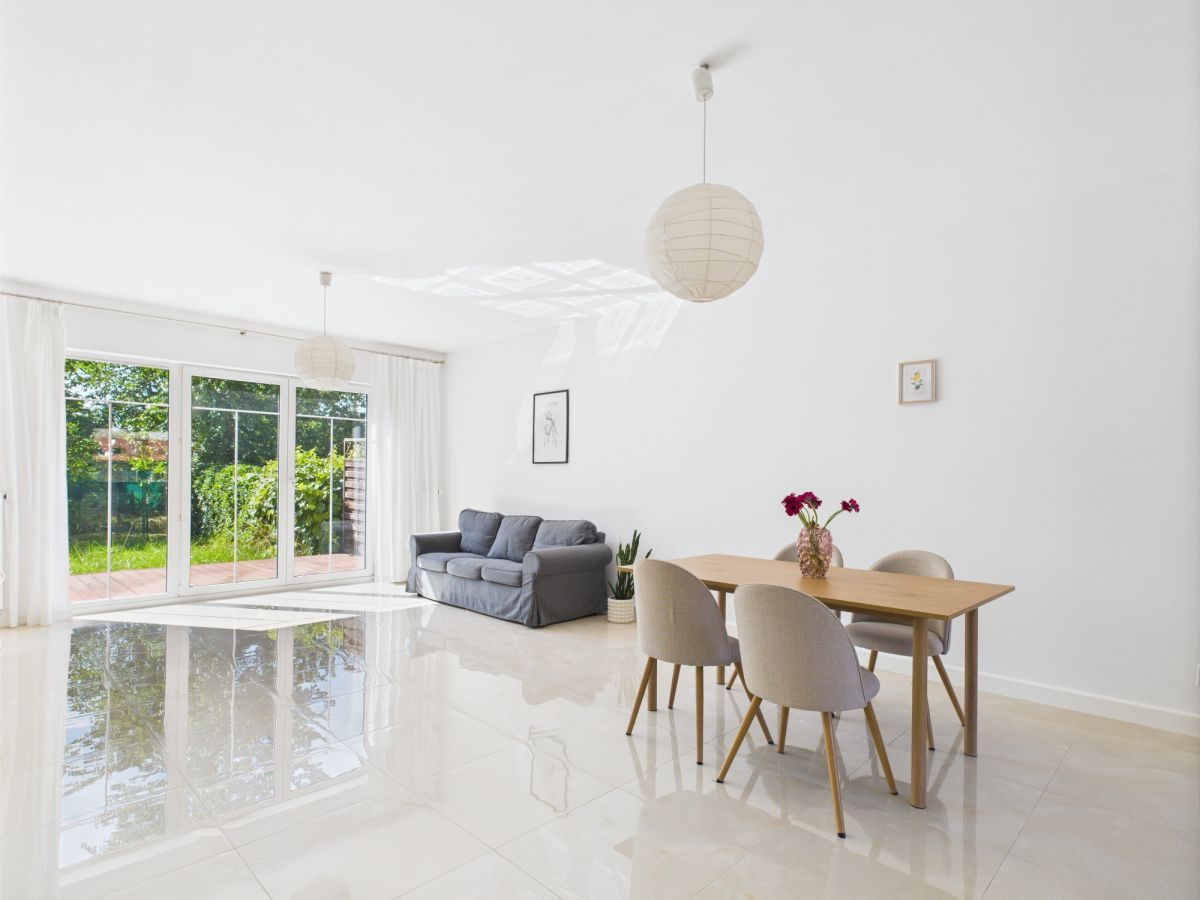 dom szeregowy, 5 pokoi Zamienie, ul. Waniliowa. Zdjęcie 2