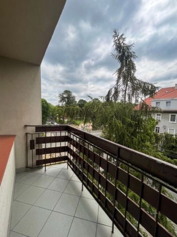 Mieszkanie 3-pokojowe Legnica, ul. Artyleryjska. Zdjęcie 12