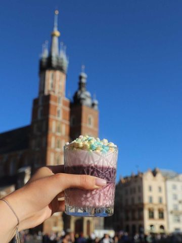 Lokal Kraków Stare Miasto, rynek Główny. Zdjęcie 1
