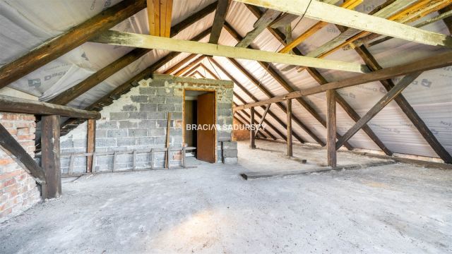 dom wolnostojący, 8 pokoi Libertów, ul. św. Floriana. Zdjęcie 13