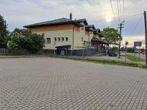 Nieruchomość komercyjna Sosnowica. Zdjęcie 1