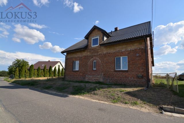 dom wolnostojący, 3 pokoje Wójcin, ul. Sienkiewicza. Zdjęcie 1