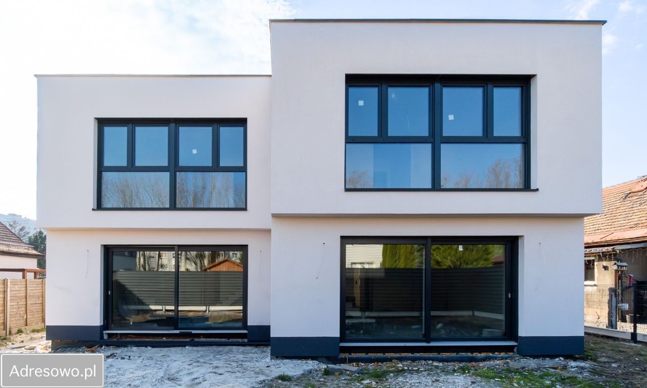 Mieszkanie 5-pokojowe Katowice Dąb, ul. Brzoskwiniowa. Zdjęcie 8