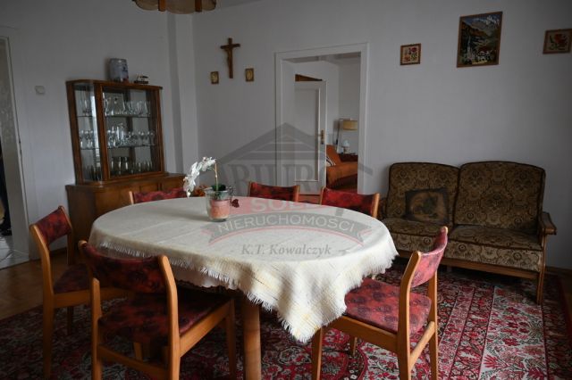 dom wolnostojący, 7 pokoi Staniszcze Wielkie, ul. Sobieskiego. Zdjęcie 2