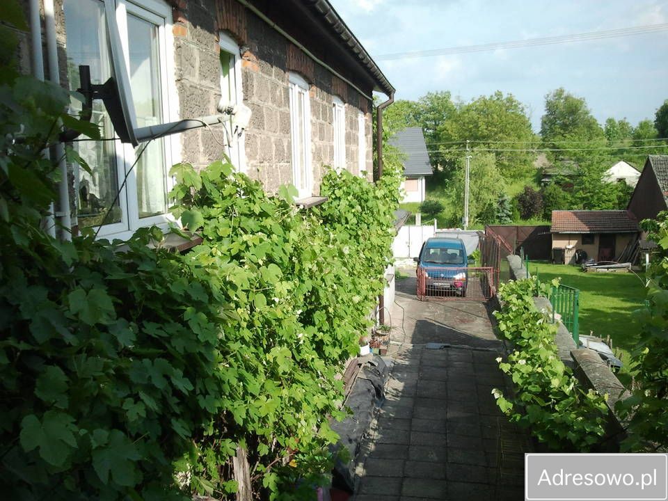 dom wolnostojący, 6 pokoi Koszyce, ul. Rynek. Zdjęcie 3