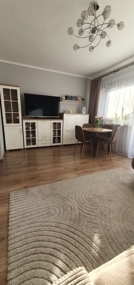 Mieszkanie 3-pokojowe Mysłowice Centrum, ul. Olbrychta Strumieńskiego. Zdjęcie 2