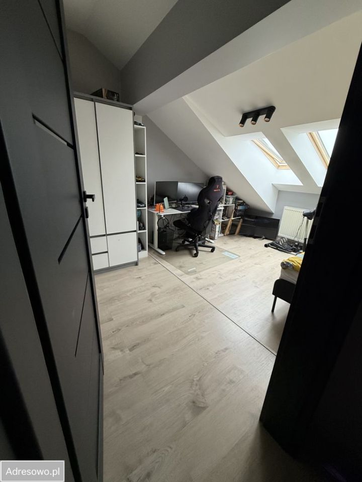 Mieszkanie 4-pokojowe Legnica. Zdjęcie 17