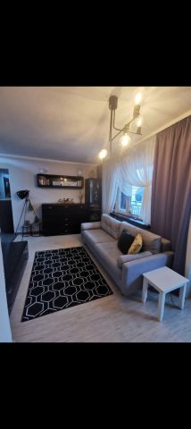 Mieszkanie 3-pokojowe Legnica Piekary Wielkie, ul. Juliana Przybosia. Zdjęcie 1