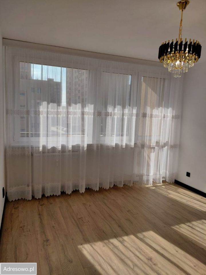 Mieszkanie 3-pokojowe Radom Ustronie, ul. Osiedlowa. Zdjęcie 1