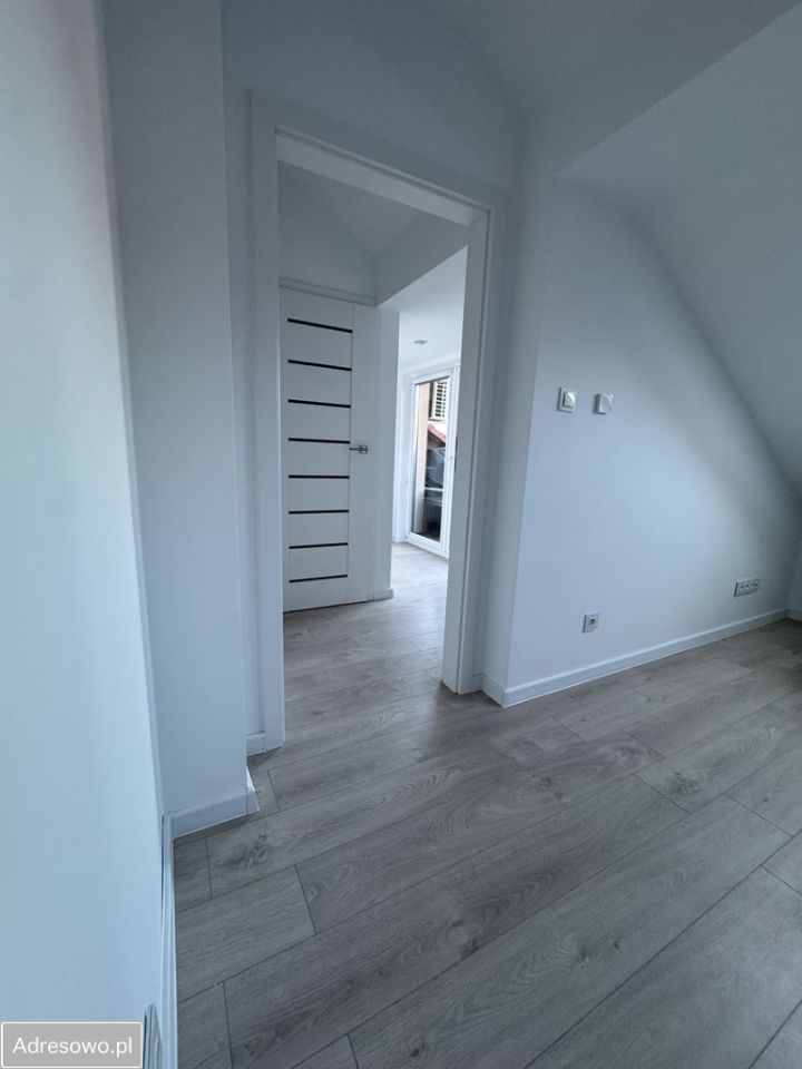 Mieszkanie 3-pokojowe Legnica Tarninów, ul. Saperska. Zdjęcie 9