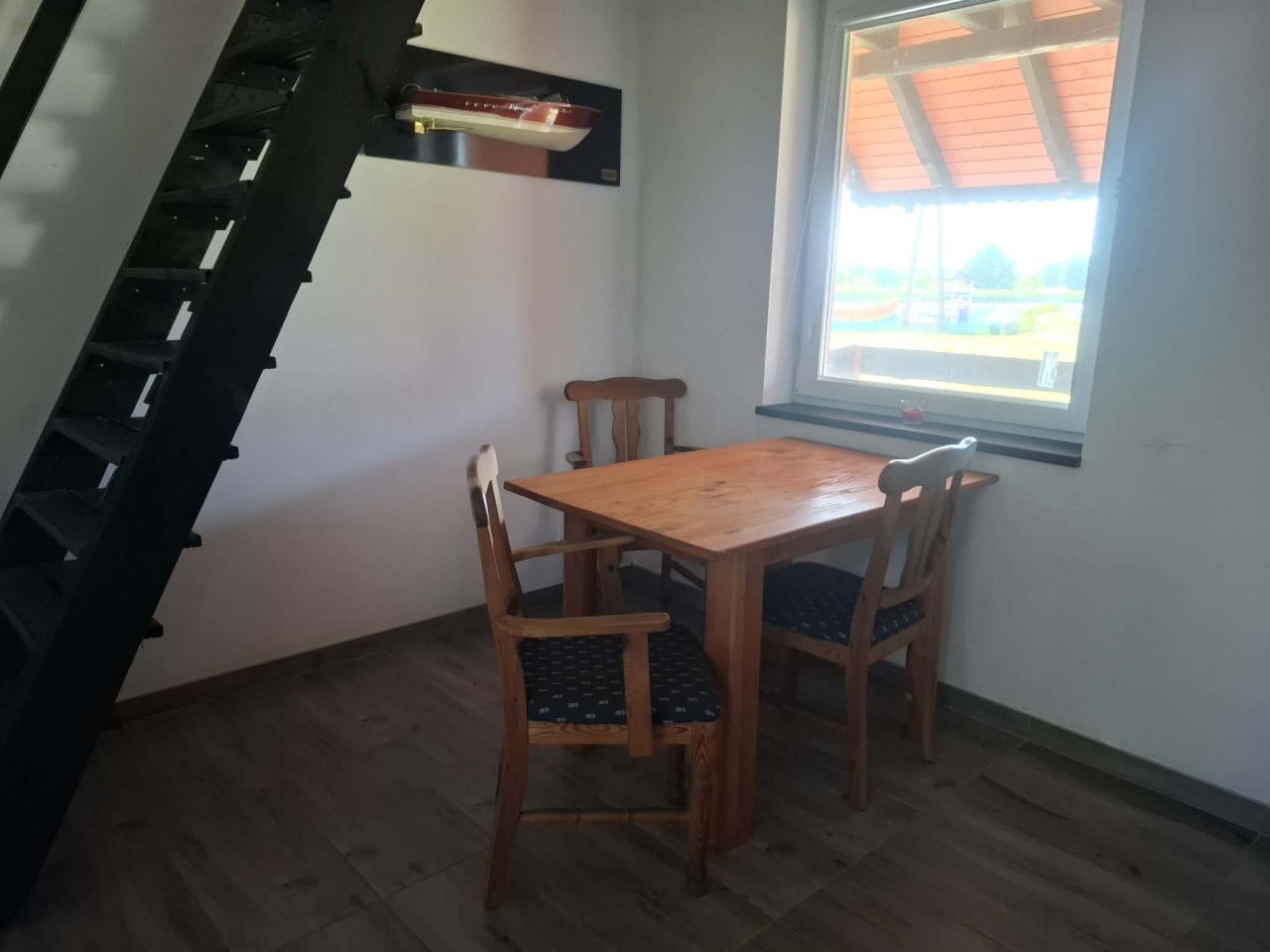 dom wolnostojący, 4 pokoje Uraz, ul. Portowa. Zdjęcie 11