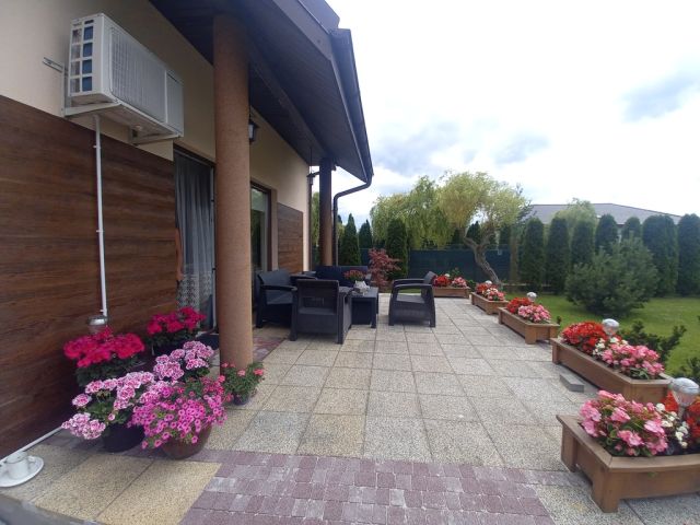 dom wolnostojący, 4 pokoje Grzędy. Zdjęcie 2