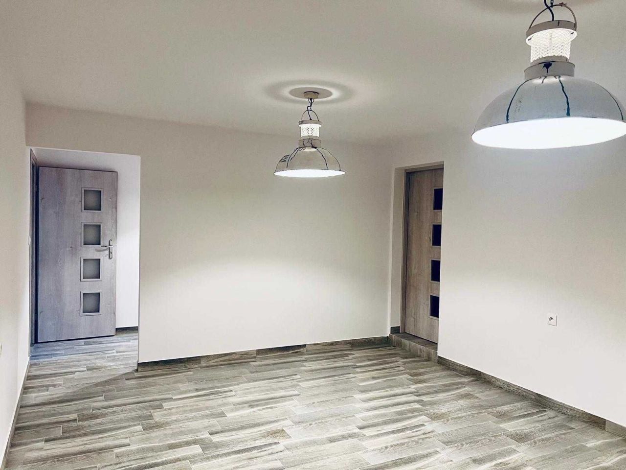 Lokal Jelenia Góra Cieplice Śląskie-Zdrój. Zdjęcie 4