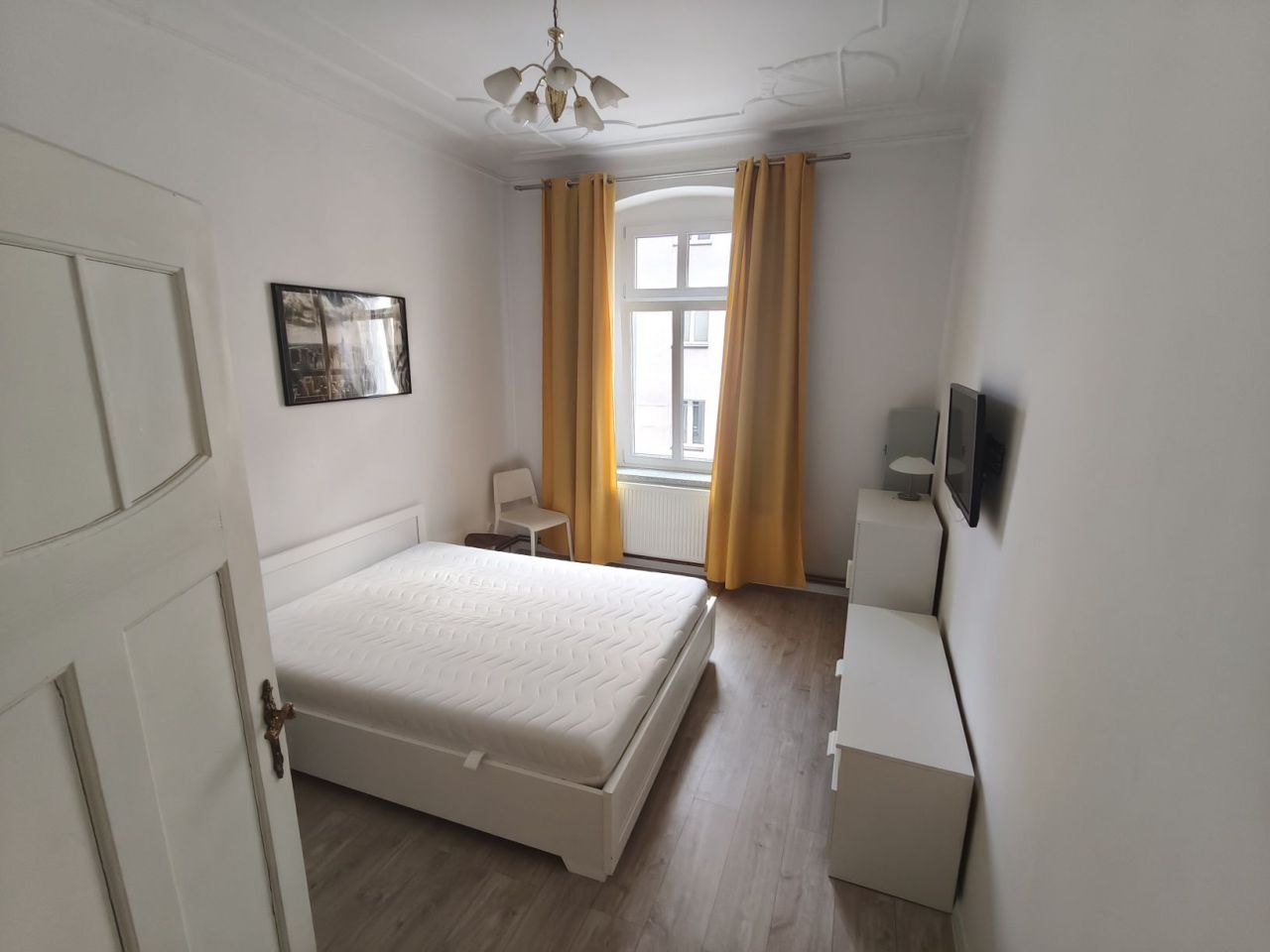 Mieszkanie 3-pokojowe Jelenia Góra Centrum, ul. Stefana Okrzei. Zdjęcie 4
