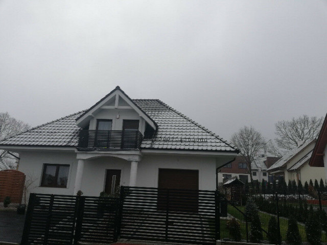 dom wolnostojący, 4 pokoje Bolesławiec Centrum. Zdjęcie 1