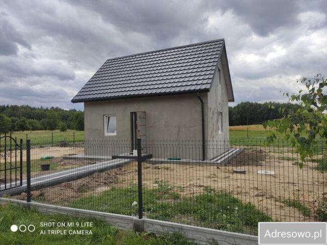 dom wolnostojący, 3 pokoje Piróg. Zdjęcie 1