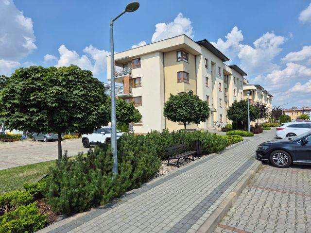 Mieszkanie 3-pokojowe Radom Idalin, ul. Wyścigowa. Zdjęcie 1