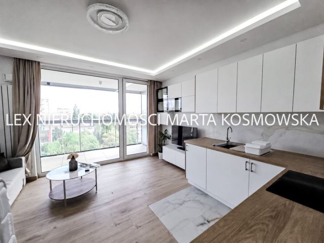 Mieszkanie 4-pokojowe Warszawa Włochy, al. Krakowska. Zdjęcie 2