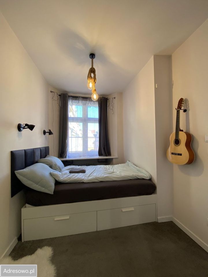 Mieszkanie 3-pokojowe Jelenia Góra Centrum, pl. Ratuszowy. Zdjęcie 6