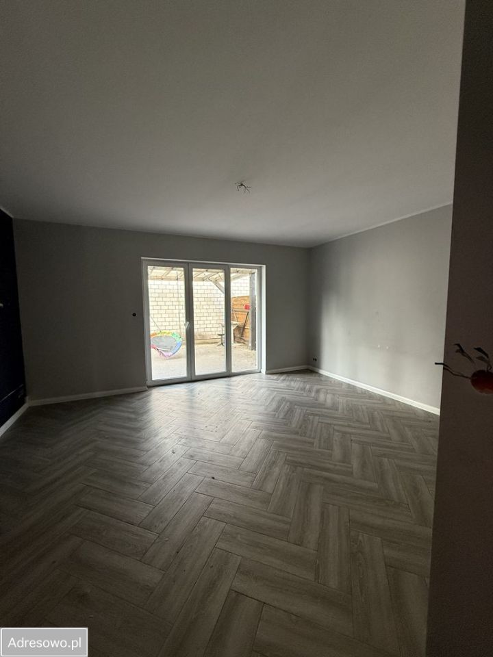 bliźniak, 3 pokoje Słupno. Zdjęcie 7
