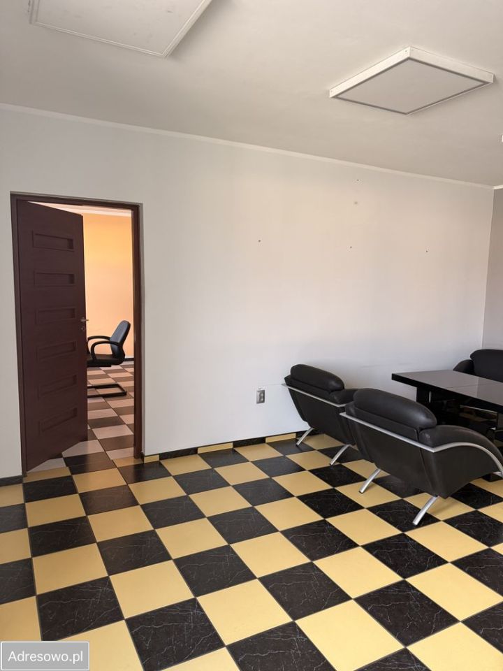 Biuro Bielsko-Biała Komorowice Śląskie, ul. Michała Grażyńskiego. Zdjęcie 9