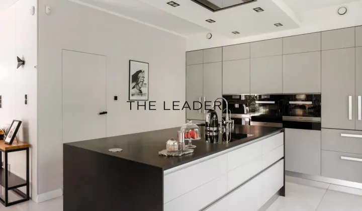 dom wolnostojący, 7 pokoi Warszawa Wilanów, ul. Ruczaj