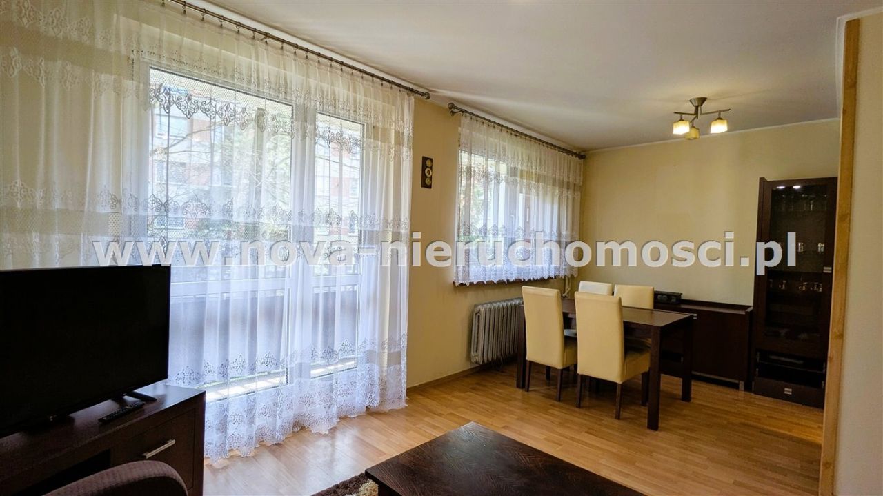 Mieszkanie 3-pokojowe Wodzisław Śląski, os. XXX-lecia PRL. Zdjęcie 1