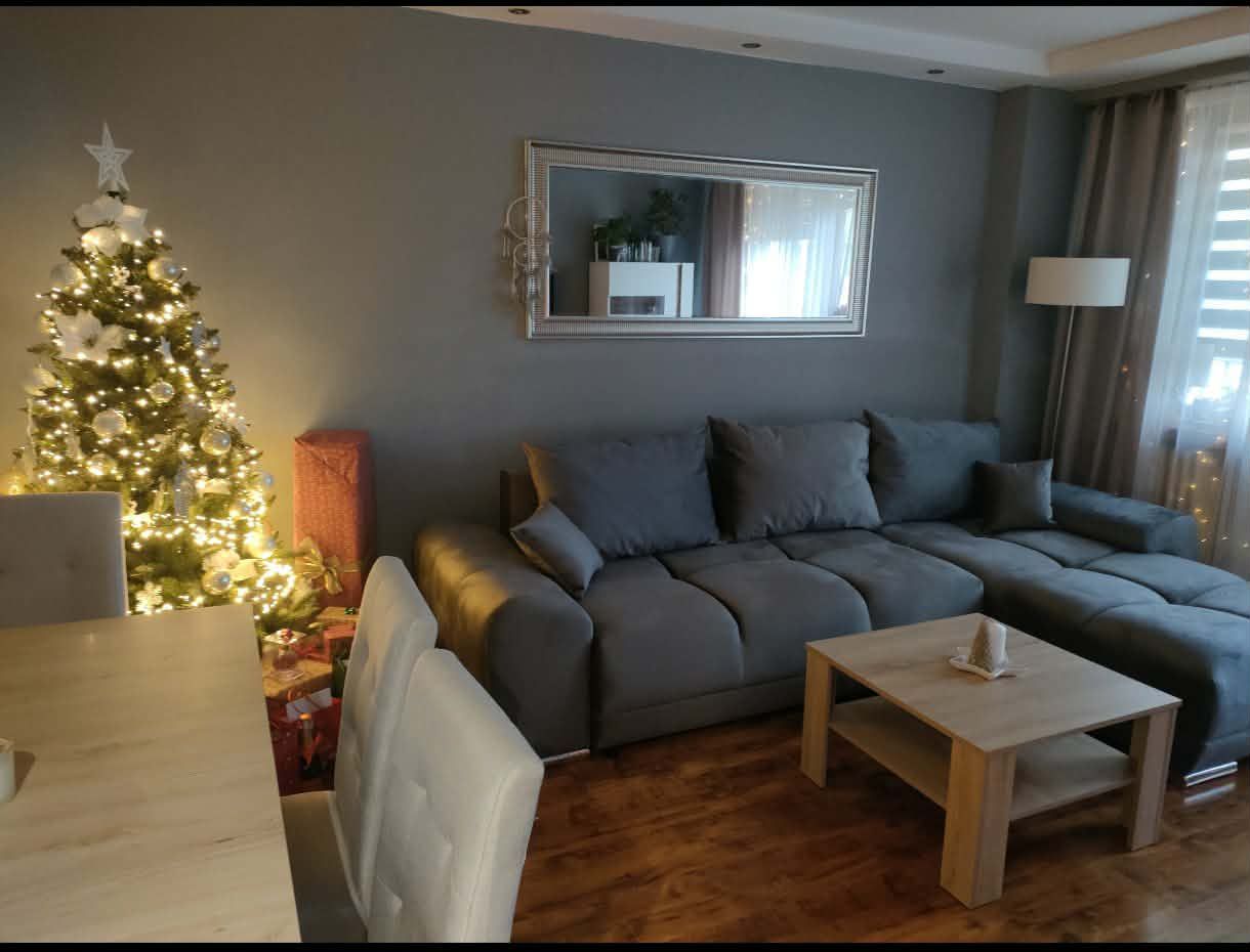 Mieszkanie 3-pokojowe Łódź Dąbrowa, ul. Podhalańska. Zdjęcie 2