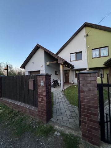 bliźniak Dębe Wielkie. Zdjęcie 1