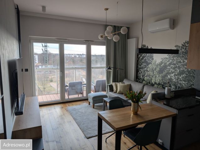 Mieszkanie 3-pokojowe Wrocław Krzyki, ul. Zefirowa. Zdjęcie 1