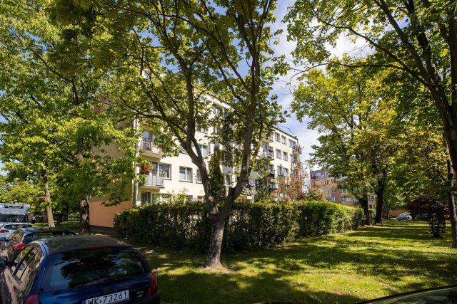 Mieszkanie 3-pokojowe Warszawa Ursus, ul. Orląt Lwowskich. Zdjęcie 1