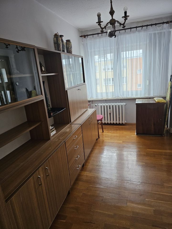 Mieszkanie 4-pokojowe Kępno Grzybów, os. Osiedle 700-lecia. Zdjęcie 2