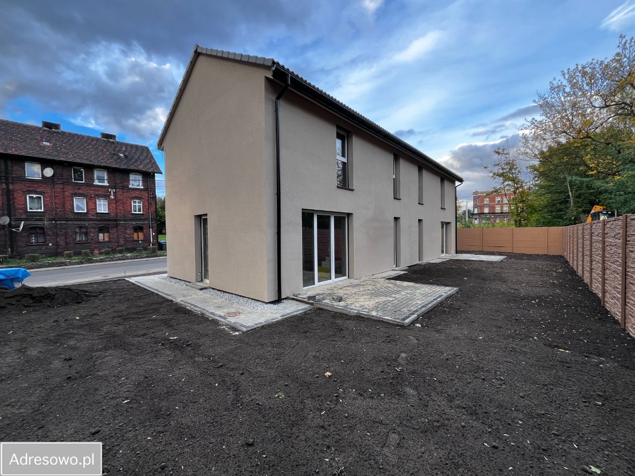 bliźniak, 4 pokoje Zabrze Zaborze, ul. Wiejska. Zdjęcie 2