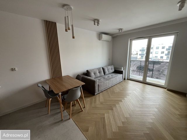 Mieszkanie 3-pokojowe Zabrodzie. Zdjęcie 1